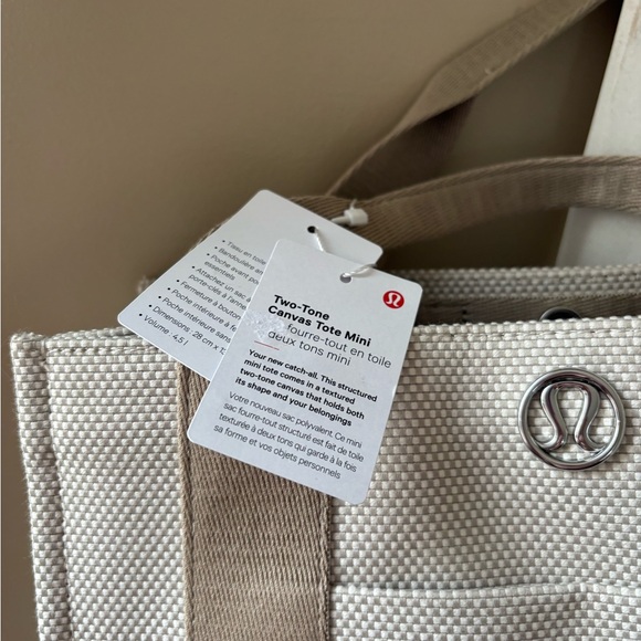 lululemon Tote - Picture 3 of 6